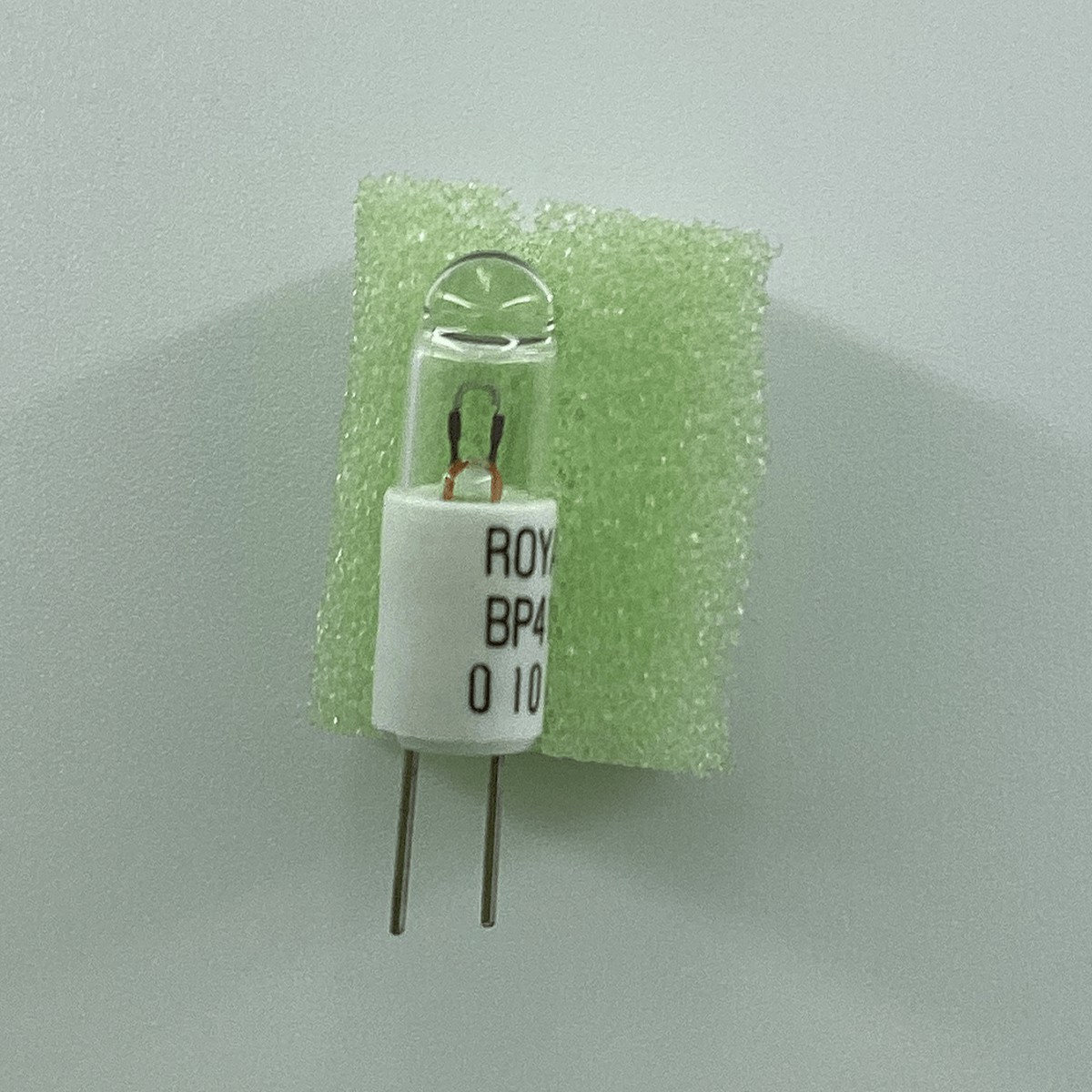 Y006J402A BULB