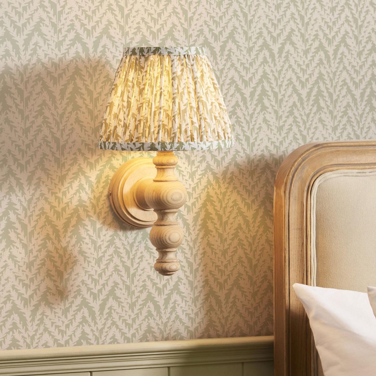 Bibury Wall Light in Natural Ash with Leaf 20cm Herb Garden Green Shade