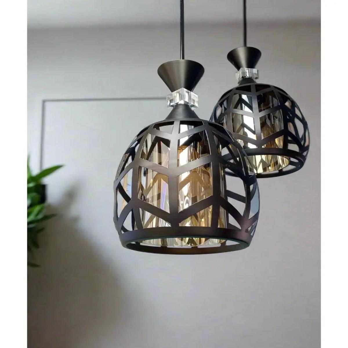Stylish Black Pendant Lights  Sleek Metal Frame with Single Bulb for Modern Spaces
